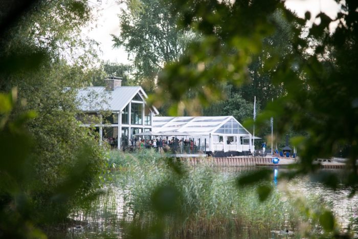 transparante-tent-2013-09-07-blik-en-bloos-papas-beach-house-025